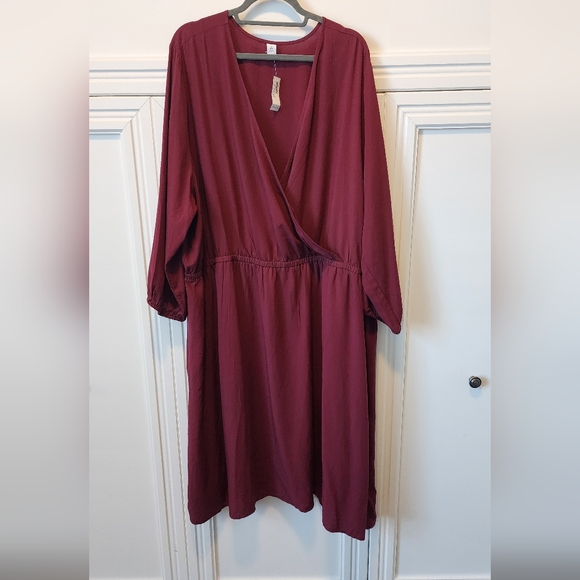 NWT- Old Navy V-Neck Burgundy Long Sleeve Dress - Picture 2 of 5